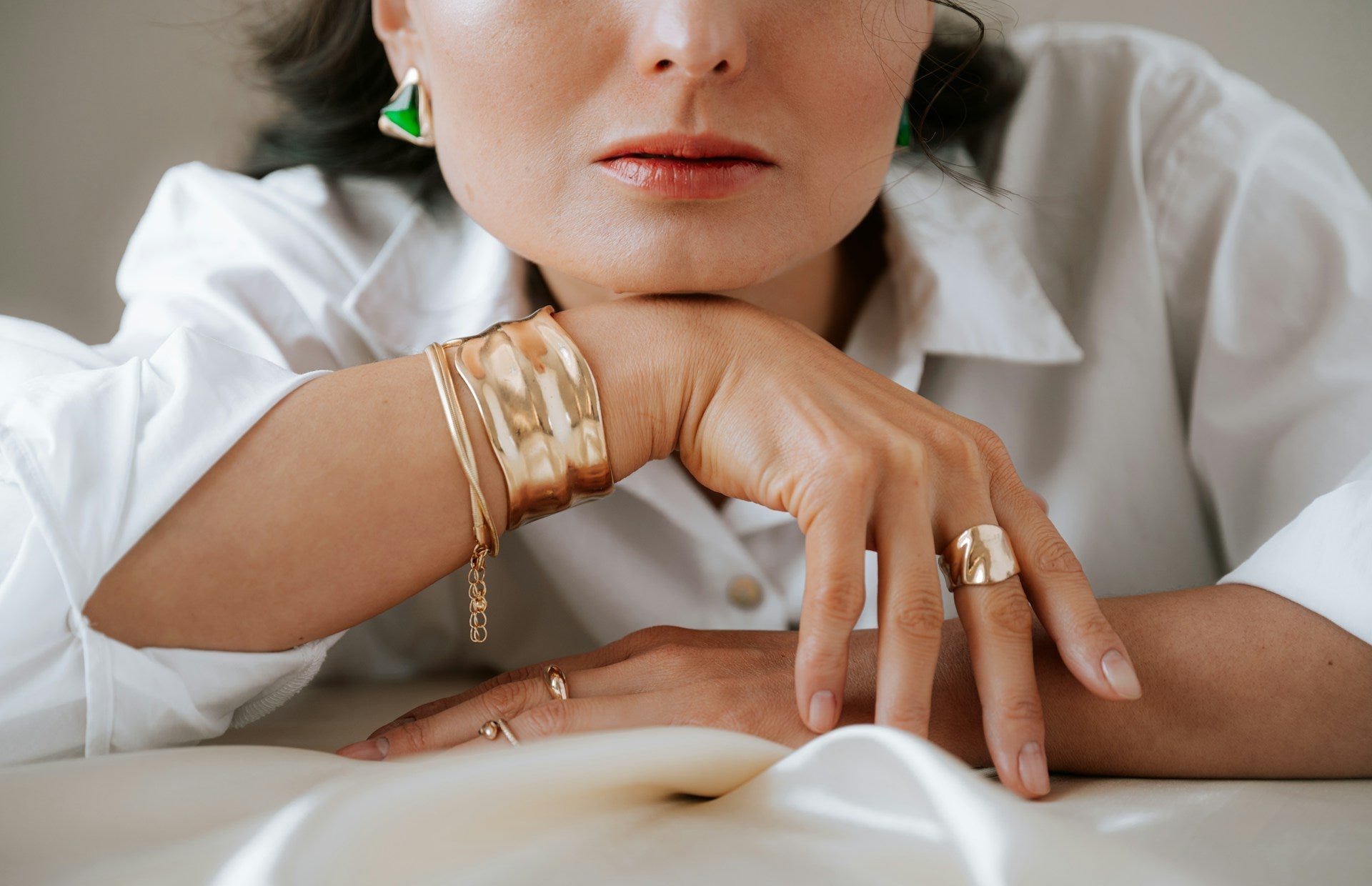 woman wearing bracelets